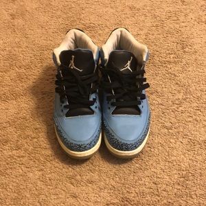 Jordan retro 3s (powder blue)